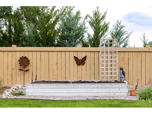 Property Photo 40 Raised bed included 