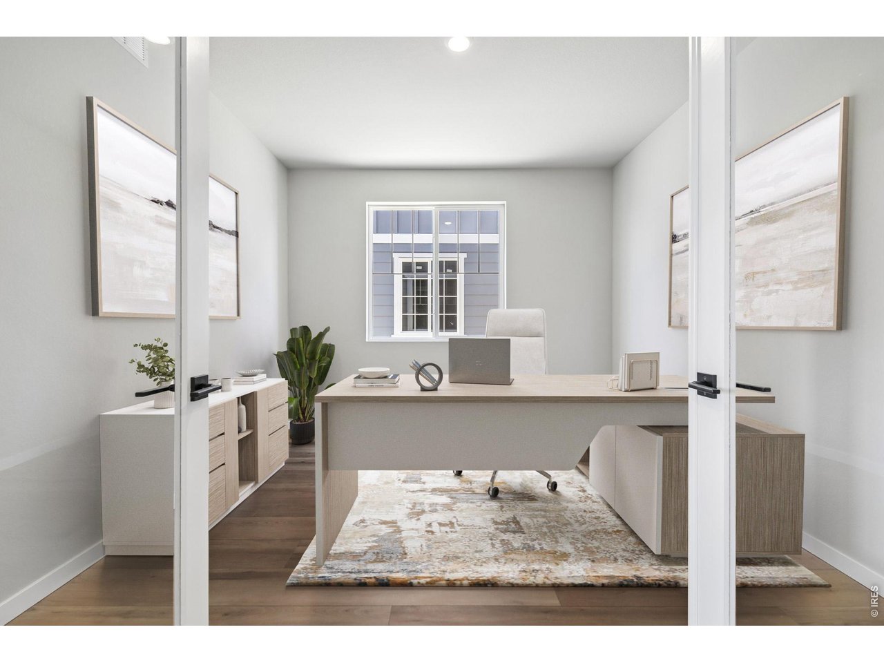 Office space/flex room