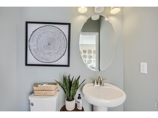 Property Photo 6 Main level bathroom