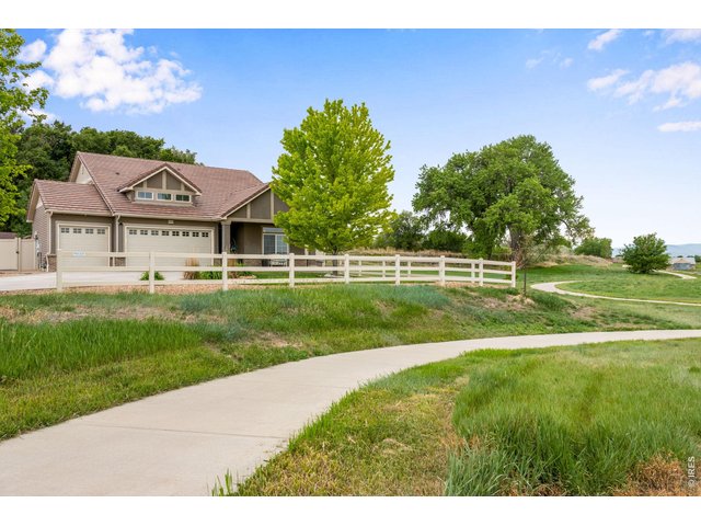 Property Photo 13 Picturesque Setting