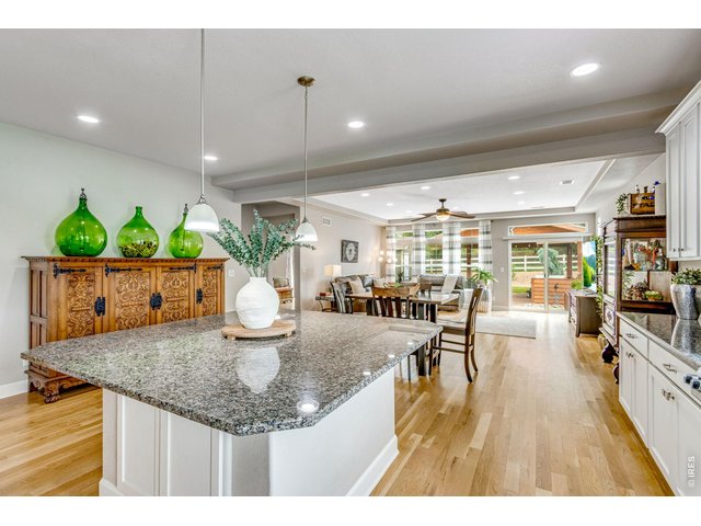 Property Photo 25 Large Kitchen Island