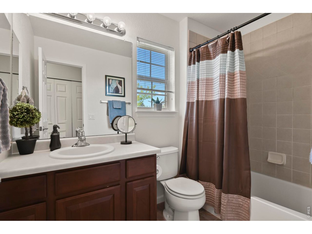 Upstairs bathroom