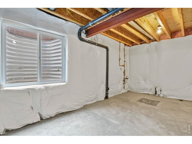 Property Photo 33 Basement