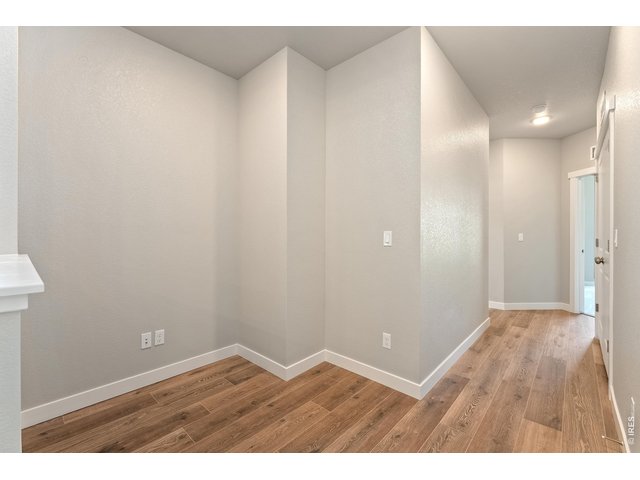 Property Photo 9 Cozy space for home office or reading nook. 