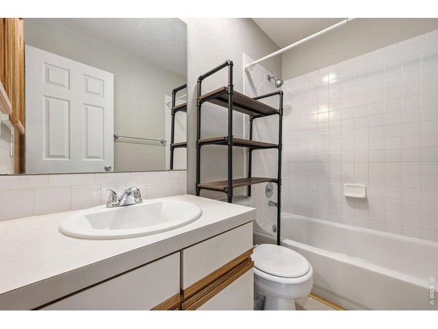 Property Photo 10 Upstairs full bath
