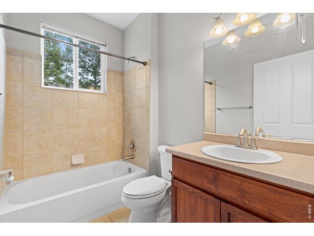 Property Photo 20 Main floor full bath