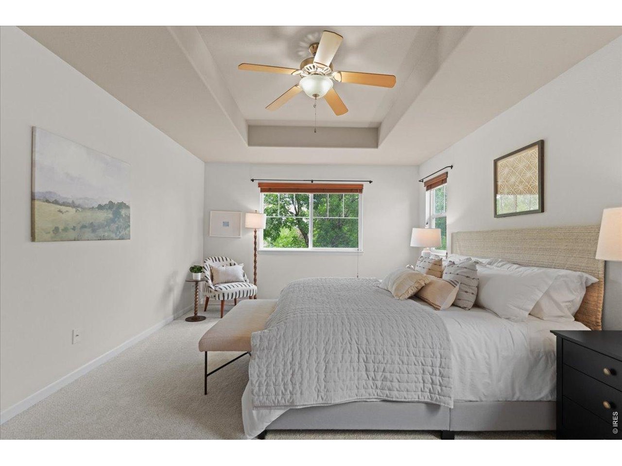 The pop style ceiling adds depth and a modern touch