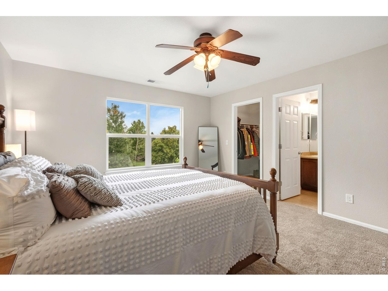 Bedroom 2 has ensuite full bath and walk in closet