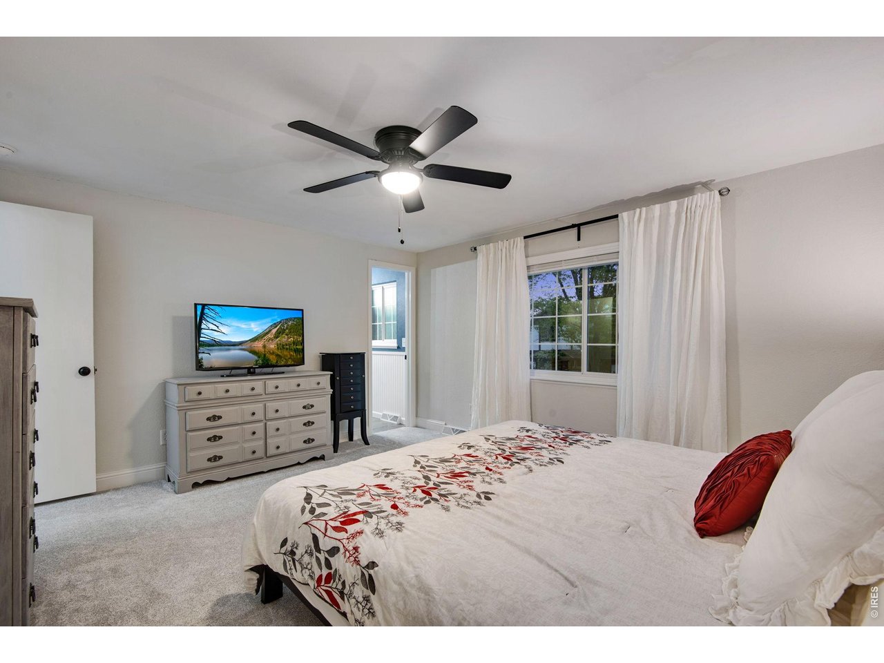Primary bedroom with retreat