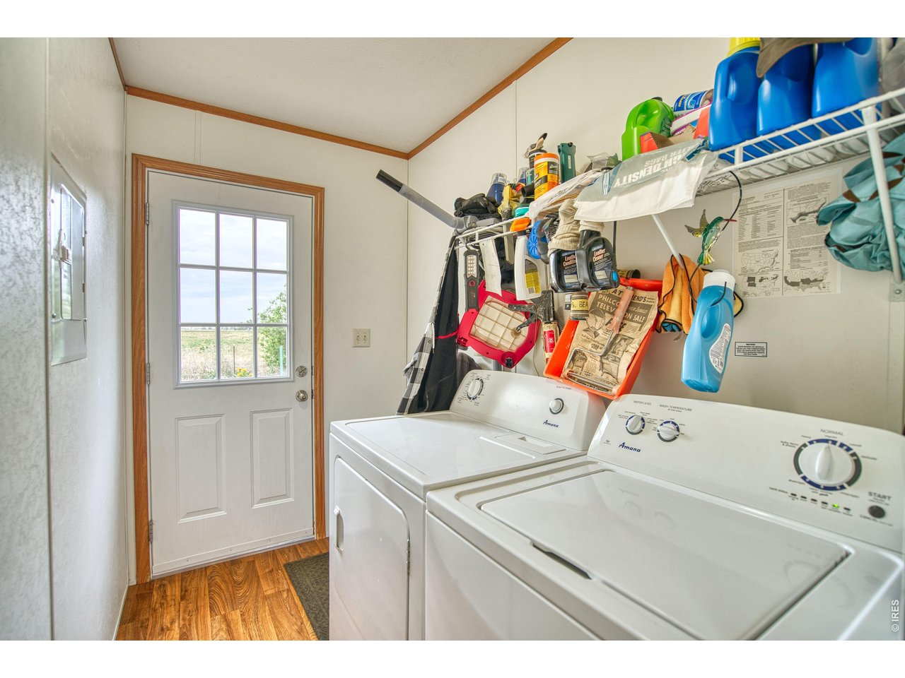 Property Photo 13 Washer/dryer included
