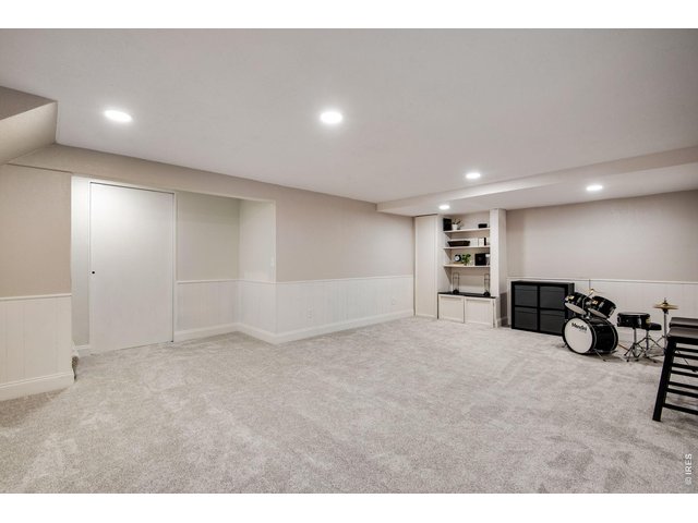 Property Photo 35 Basement with New and upgraded carpet and padding