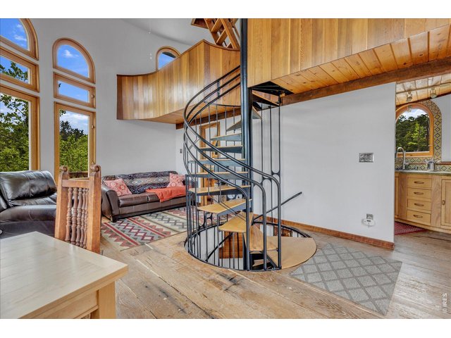 Property Photo 8 upper level