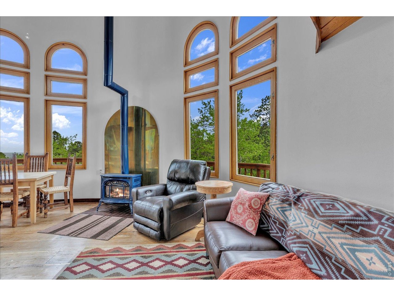 upper level living room