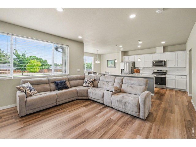 Property Photo 6 Bright & Open Flowing Floorplan