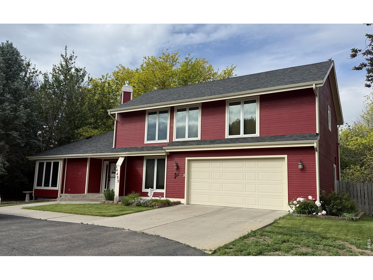 Property Photo 1 