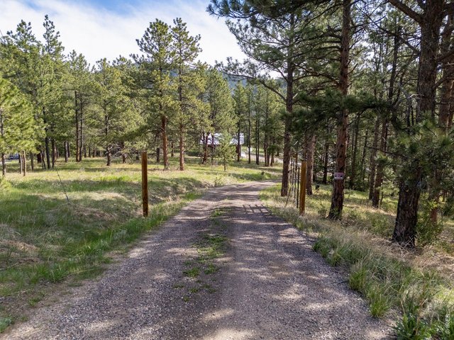 Property Photo 35 Private Driveway