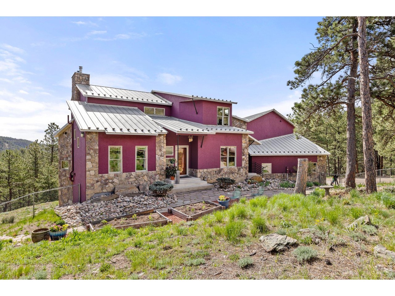 Welcome to this custom home located at 729 Sawmill Road!