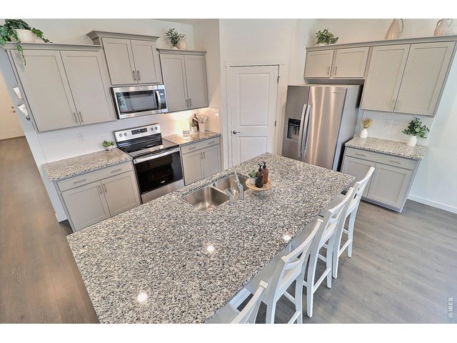 Property Photo 8 Great neutral colors