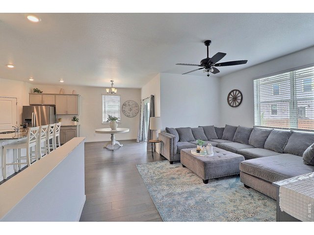 Property Photo 20 Living area-plenty of room for a large sectional