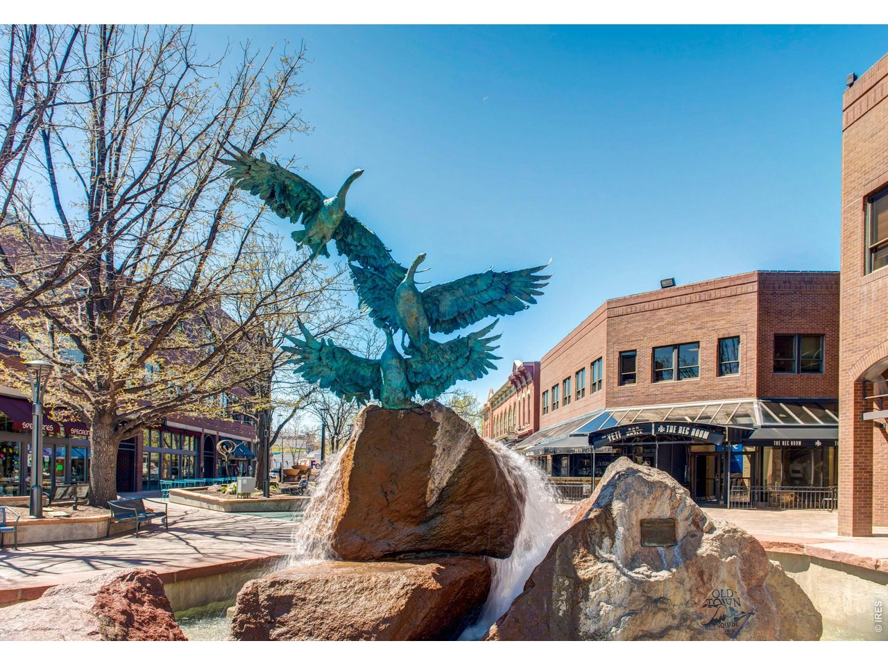 Property Photo 31 Old Town Square and community amenities are so close by. 
