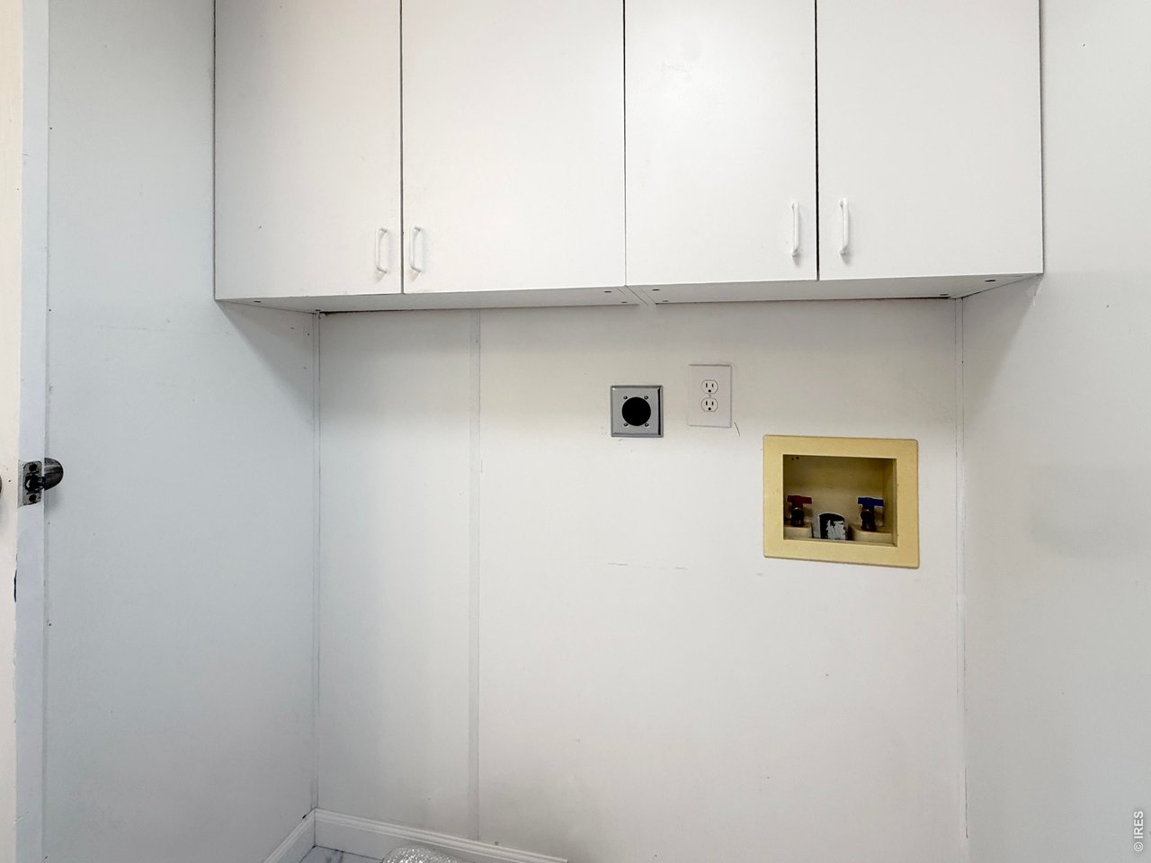 903 laundry in bathroom