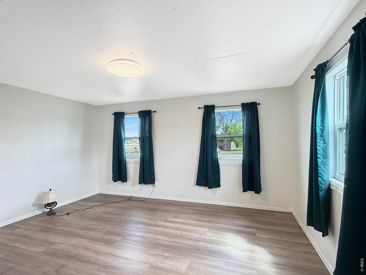 903 primary bedroom