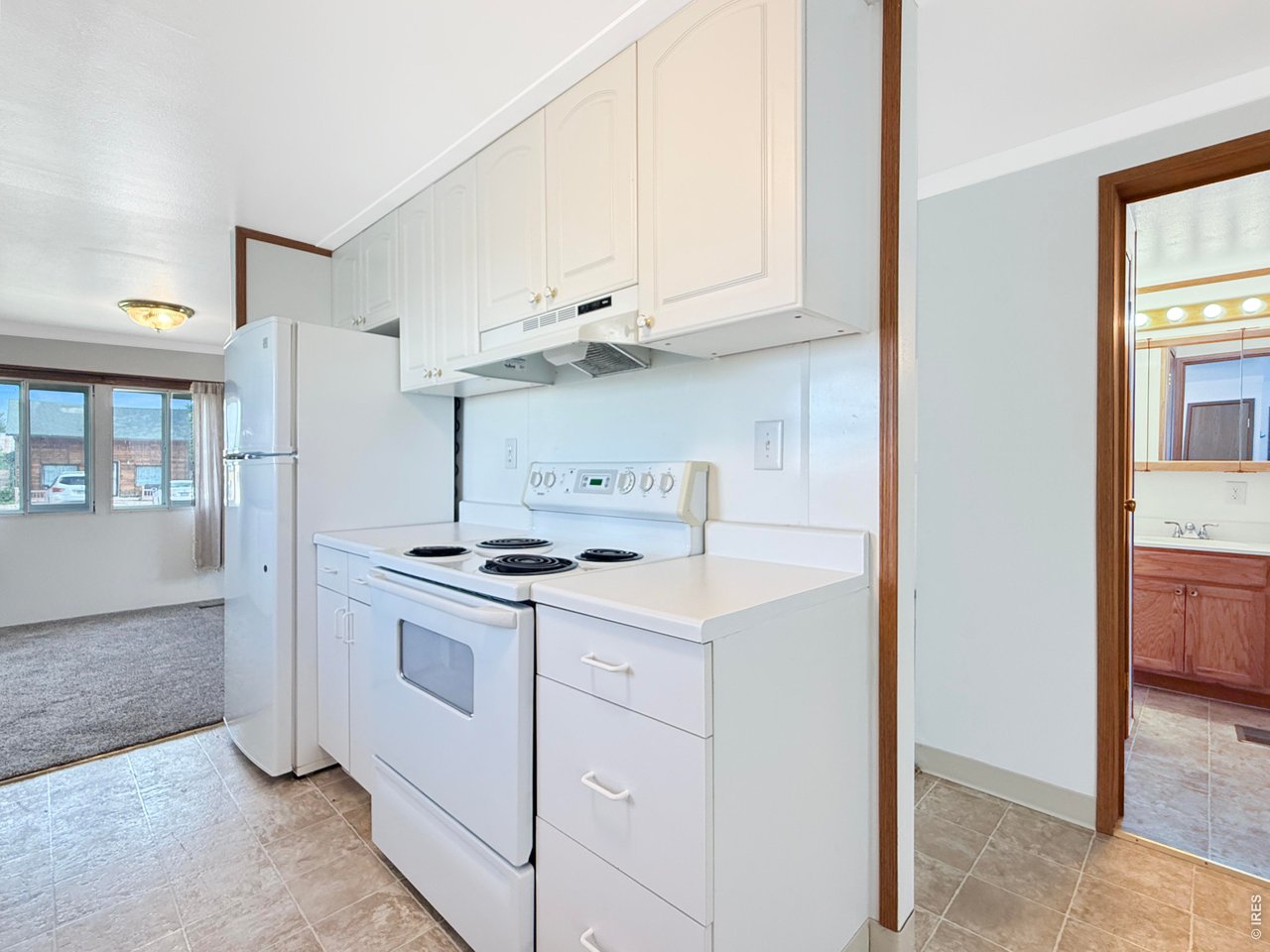907 kitchen