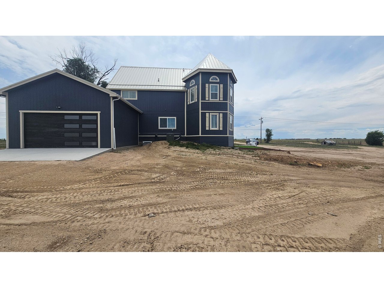 New 2 car attached garage