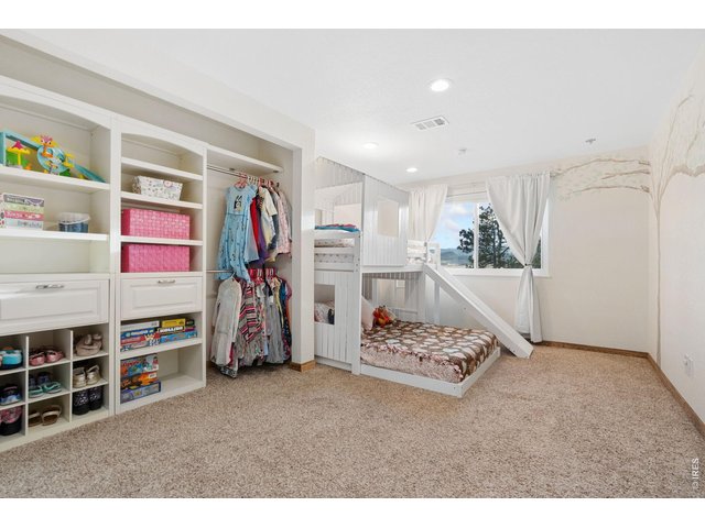 Property Photo 23 Huge 2nd bedroom with closet built-ins