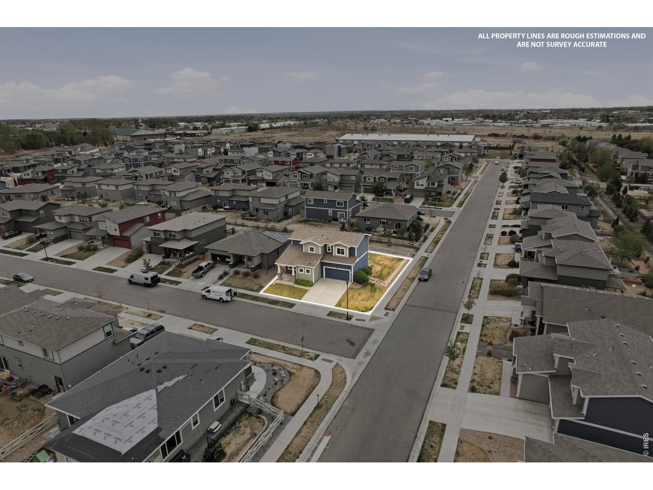 Great corner lot reduces one immediate neighbor.