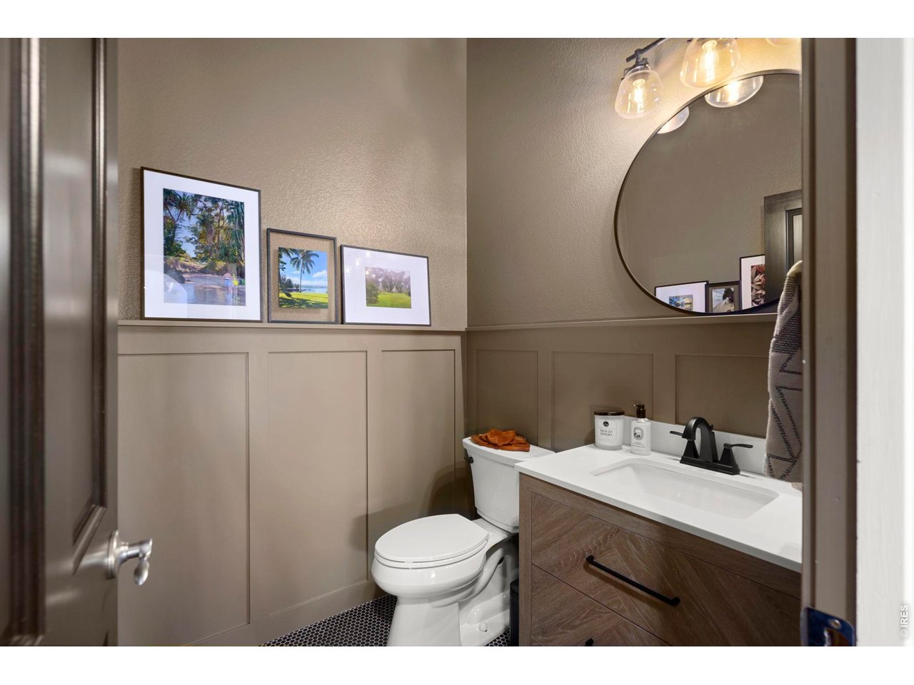 Property Photo 31 