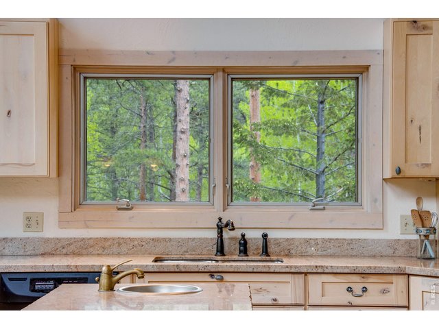 Property Photo 30 Forest views to enjoy while washing the dishes