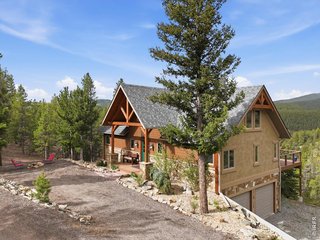 672 Paradise Valley Pkwy Black Hawk, CO 80422
