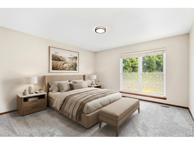 Property Photo 20 **Virtually Staged**