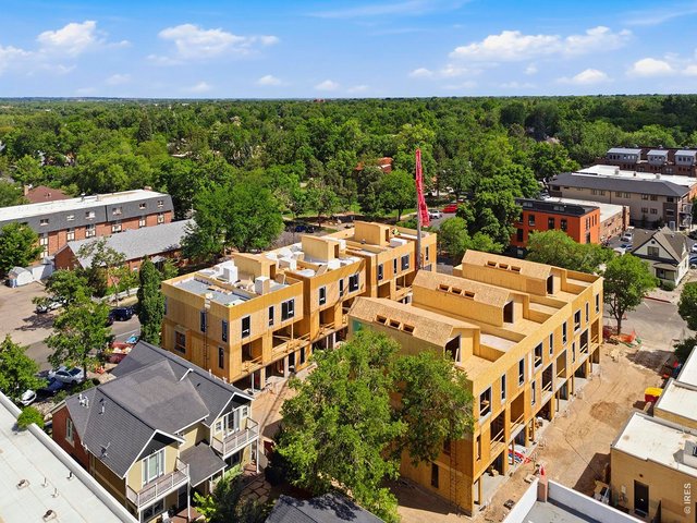 Property Photo 6 Just moments away from Old Town Square & Adjacent to Library Park! & Across the street from Award Winning L'Avenir
