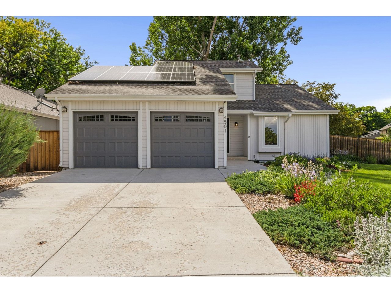 Lake access, pool, tennis, pickleball, and fully owned solar. This is IT!