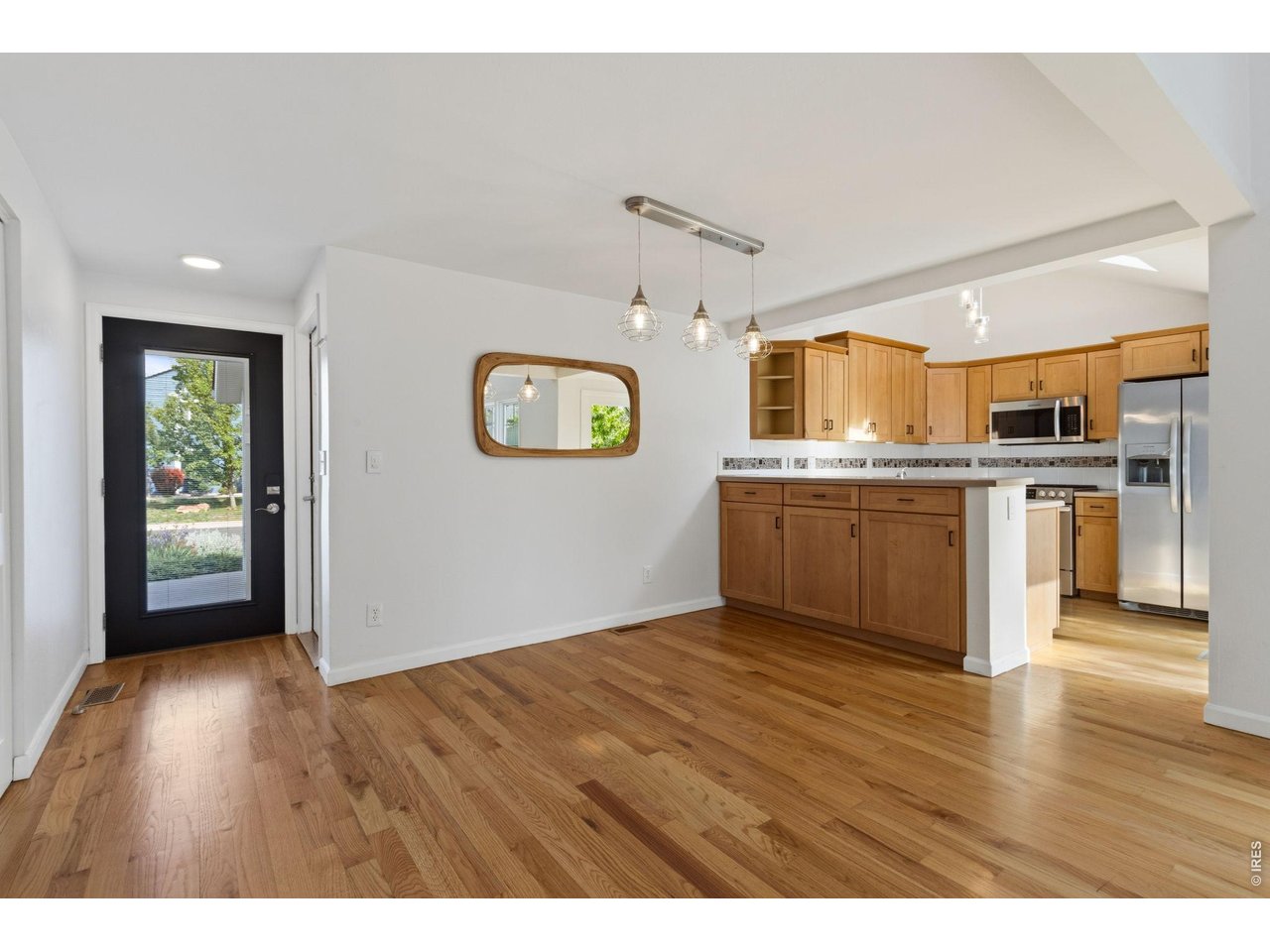 Maple cabinets and open floorplan