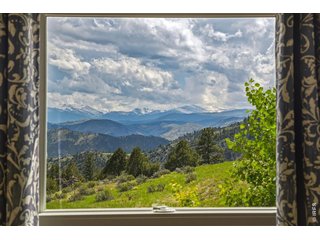 285 Guardian Peak Dr Livermore, CO 80536