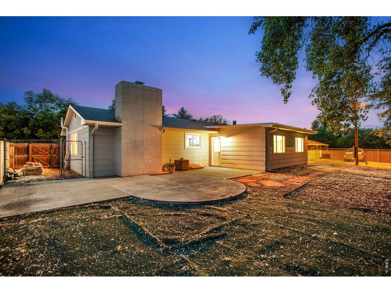 Large concrete patios. Room to park RV's, Boats or whatever you want 