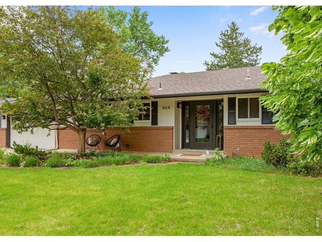 Property Photo 2 Full front and back sprinkler on nearly a 1/4 acre with fresh exterior and interior paint! A mid-century GEM, move-in ready, peaceful location just minutes to Old Town, CSU and UC Health!