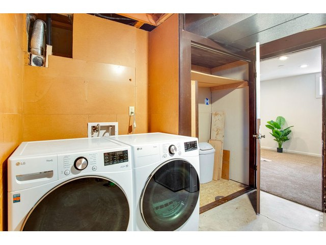 Property Photo 38 Lower Level Laundry