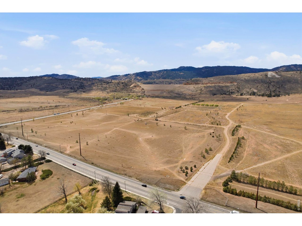 The proximity to Horsetooth Reservoir and the mountain trails is unbeatable.