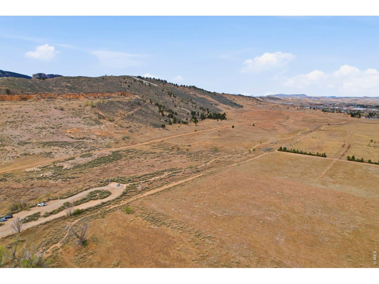 The proximity to Horsetooth Reservoir and the mountain trails is unbeatable.