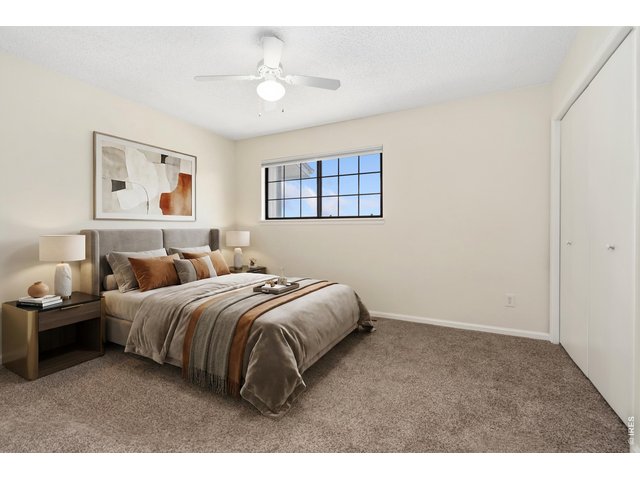 Property Photo 16 **Virtually Staged**