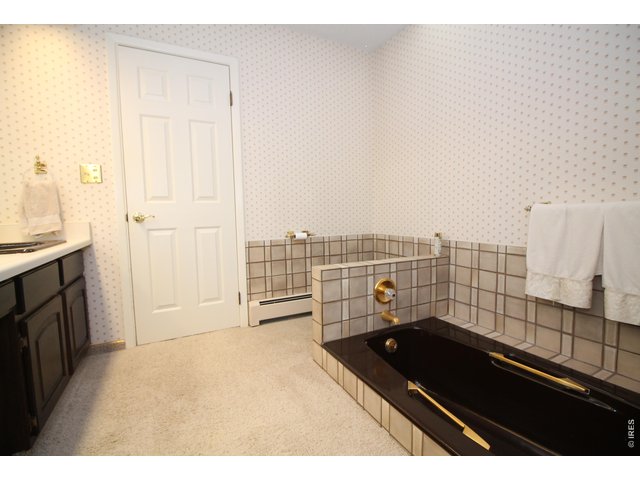 Property Photo 27 Hall Bath