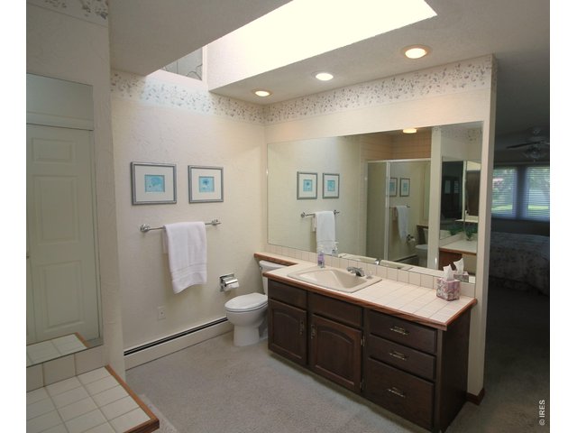 Property Photo 23 Primary Bath