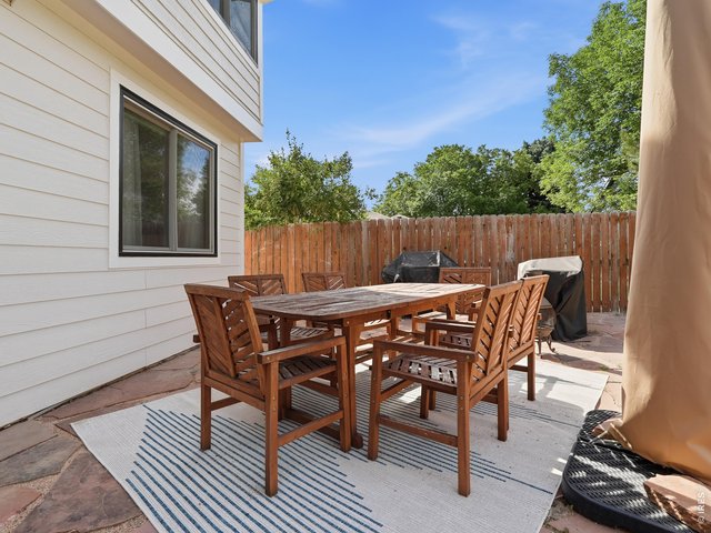 Property Photo 19 Outdoor oasis perfect for entertaining and relaxing.