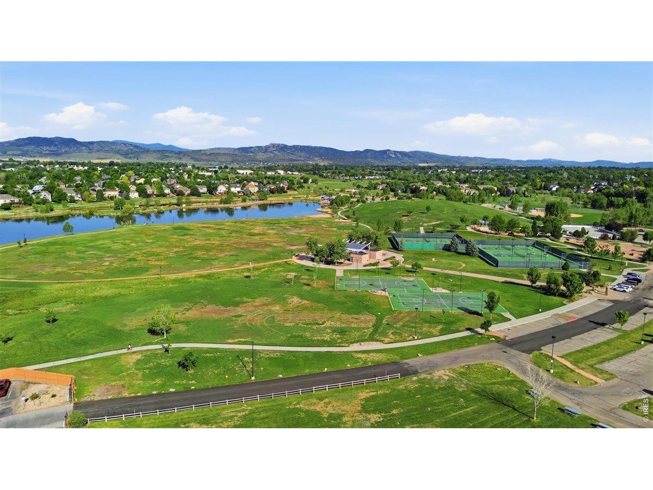Basketball courts just 1 mile away