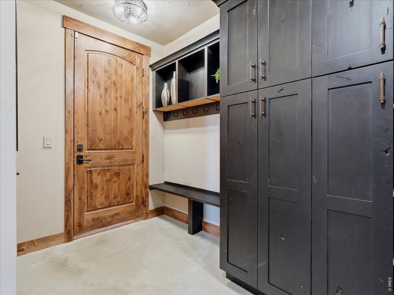 Property Photo 37 Mudroom Off Garage