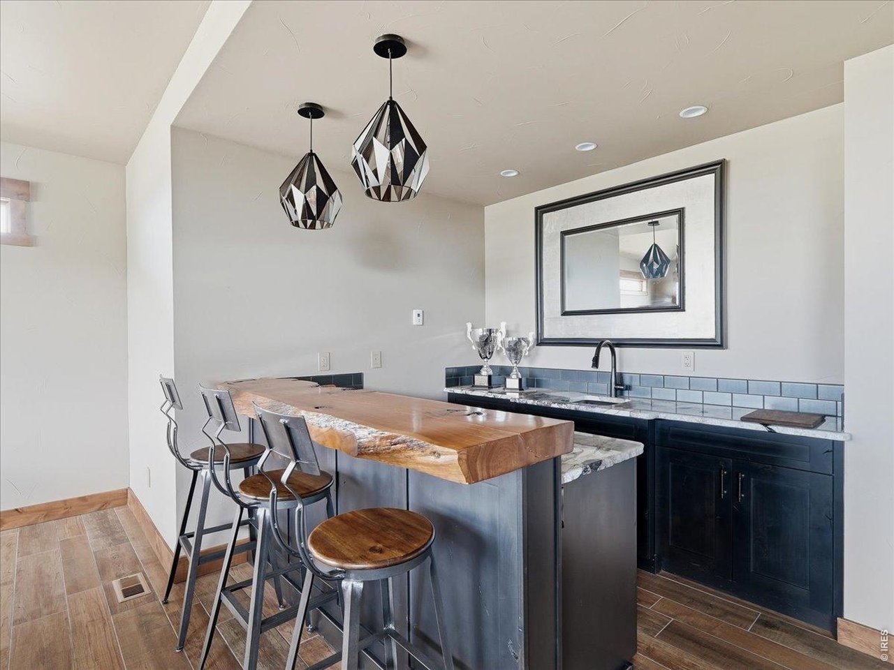Property Photo 33 Wetbar in Family Room
